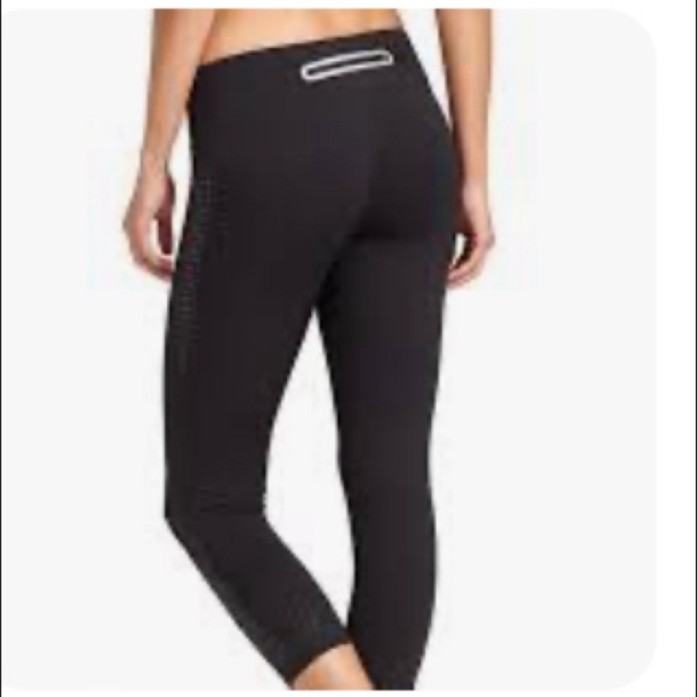 Athleta Sonar Capri Size Small black
